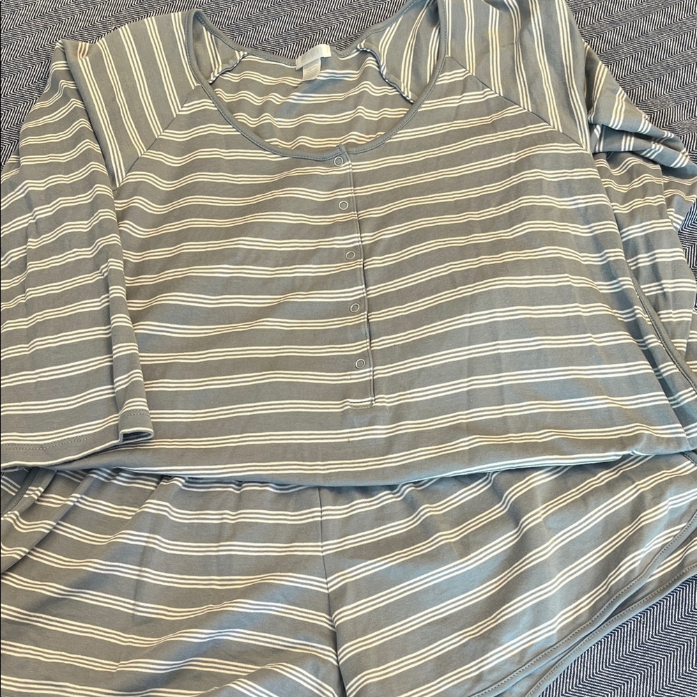 GUC Lake Maternity Pajamas